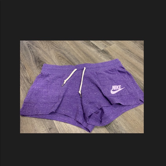 nike shorts comfy